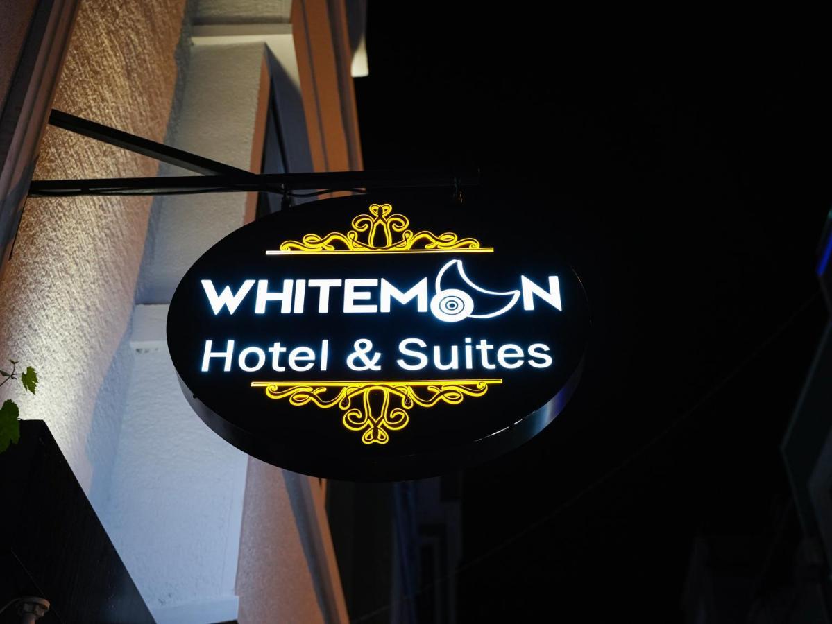 White Moon Hotel Suites Aparthotel